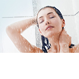 Schöner Duschen So genießt Frau die Dusche